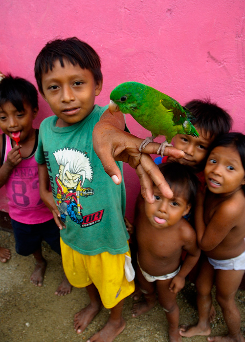 The Happy Kids of Rio Sidra kuna, san blas, islands, children, parrot